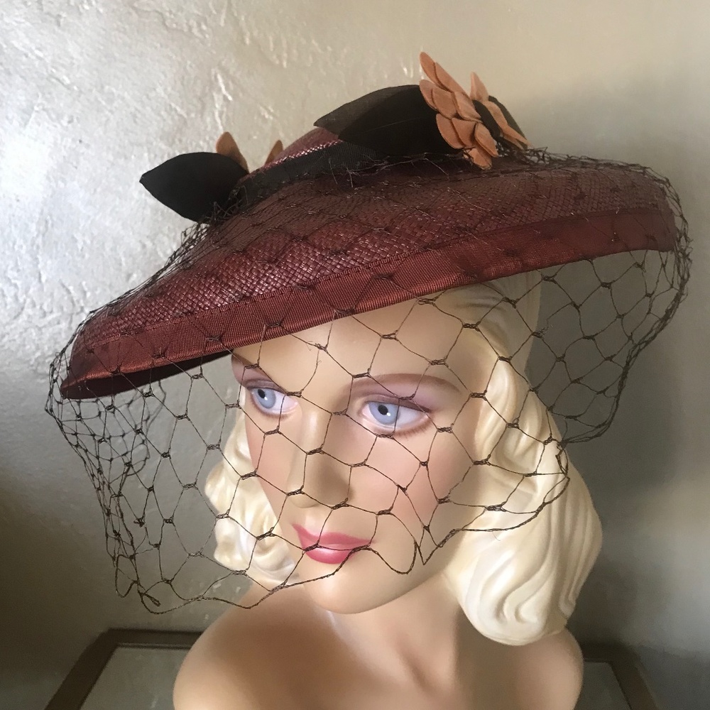 STRIKING 1940S' GARNET STRAW WIDE BRIM HAT - FEATHER BOWS & MATCHING VEIL